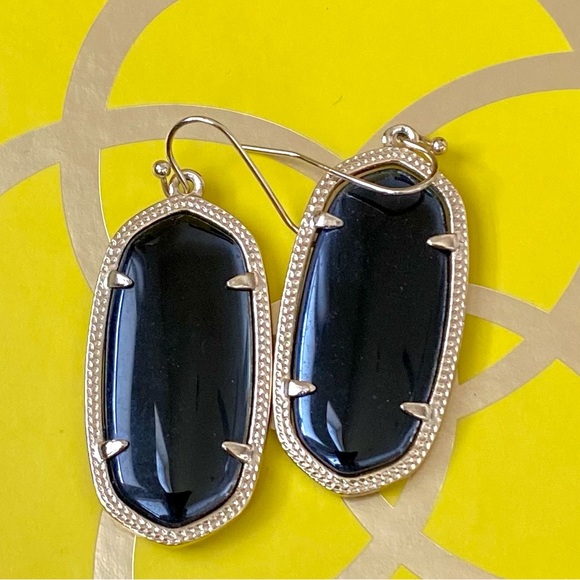 Kendra Scott Danielle Earrings - Picture 4 of 4